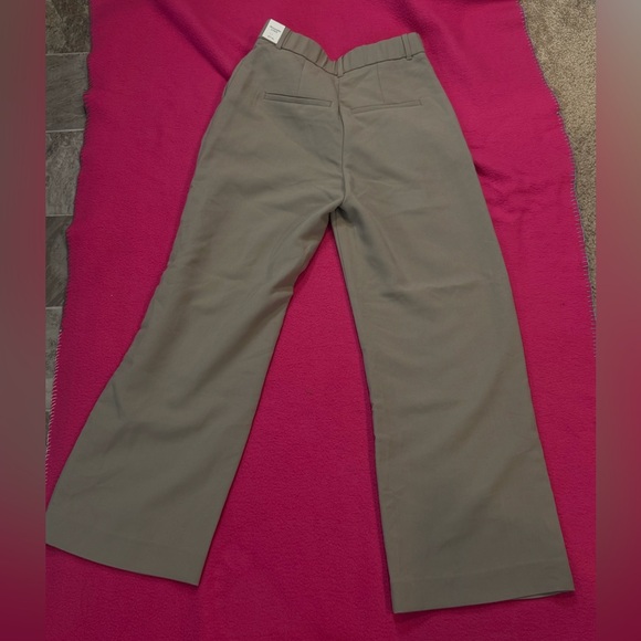 Abercrombie & Fitch Taupe Pants - NWOT - Picture 2 of 5